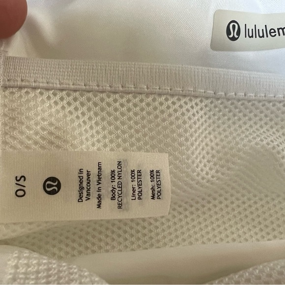 Lululemon 🦄 TRUE WHITE Everywhere Belt Bag Ext Strap NWT VERY RARE - Picture 8 of 15